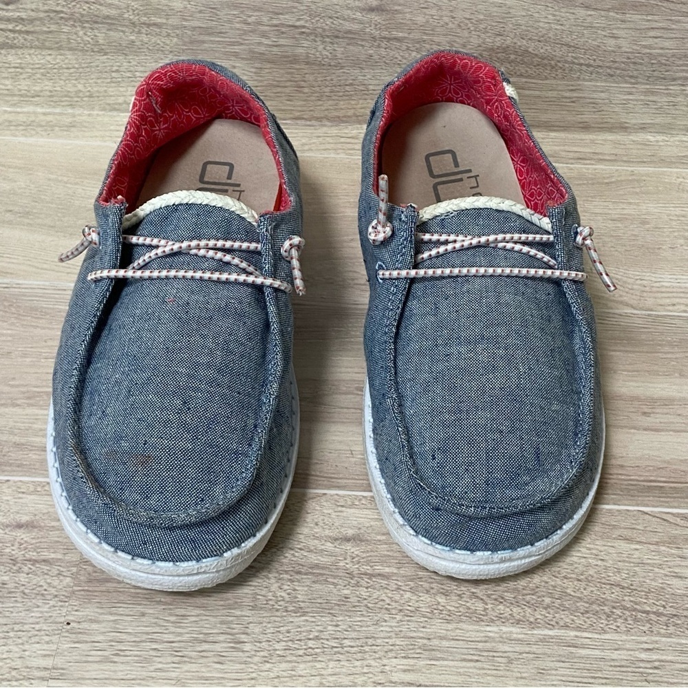 HEY DUDE / Girls Wendy Chambray Braid Indigo Shoes Size K13 - Picture 2 of 8